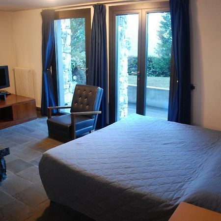 Apartment With Private Pool And Garden At Como Hills Exterior foto