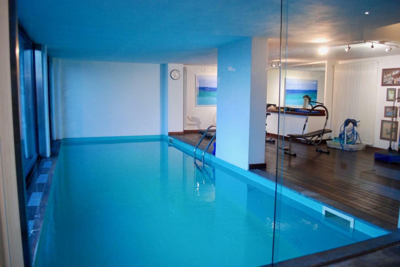 Apartment With Private Pool And Garden At Como Hills Exterior foto